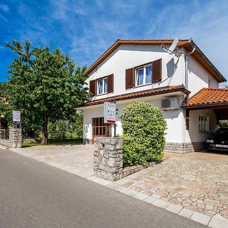 Nice Apartment In Rukavac With Kitchen Exterior photo
